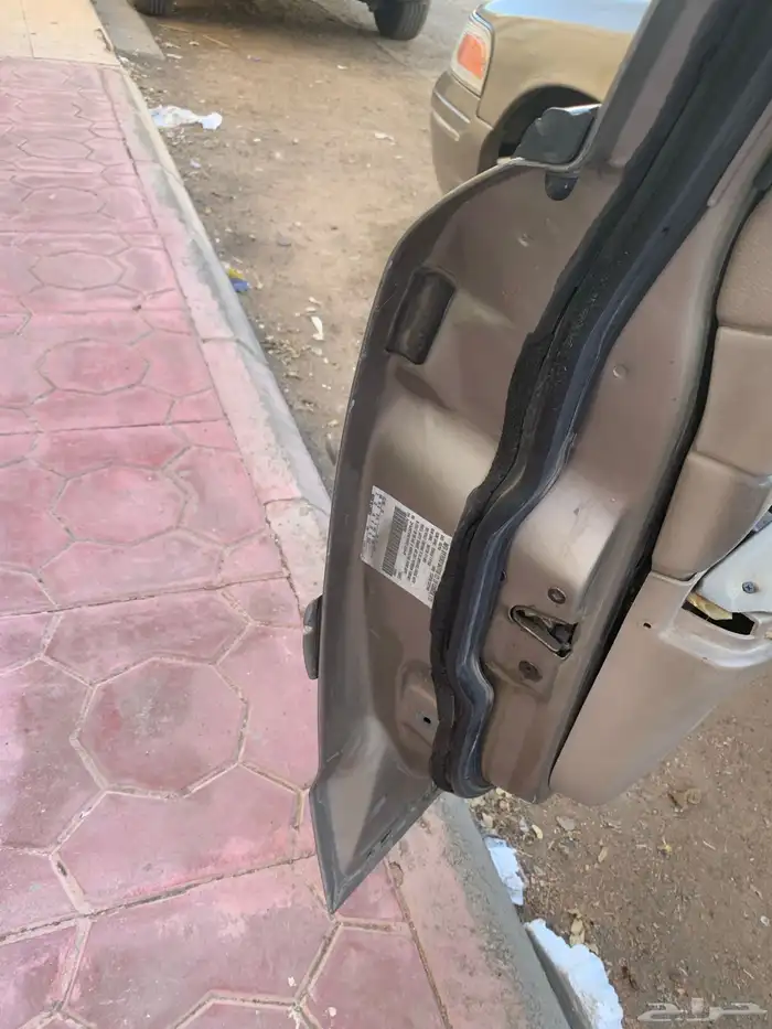 فورد فكتوريا 2004 نظيف جدا 3
