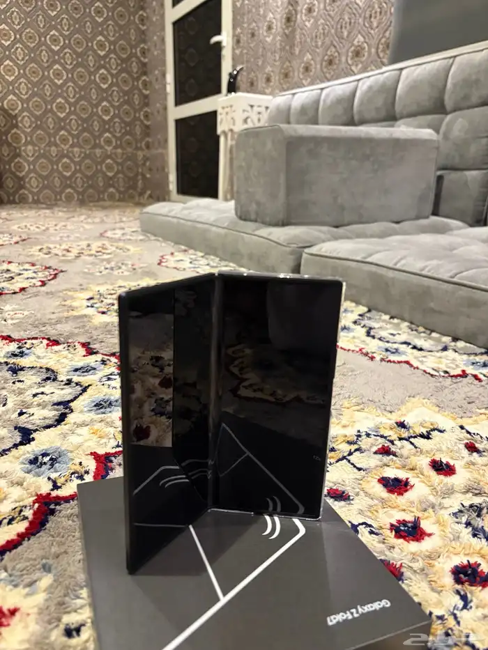 زد فولد 7 Galaxy z Fold 2