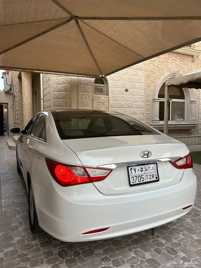 للبيع هيونداي سوناتا 2011 5