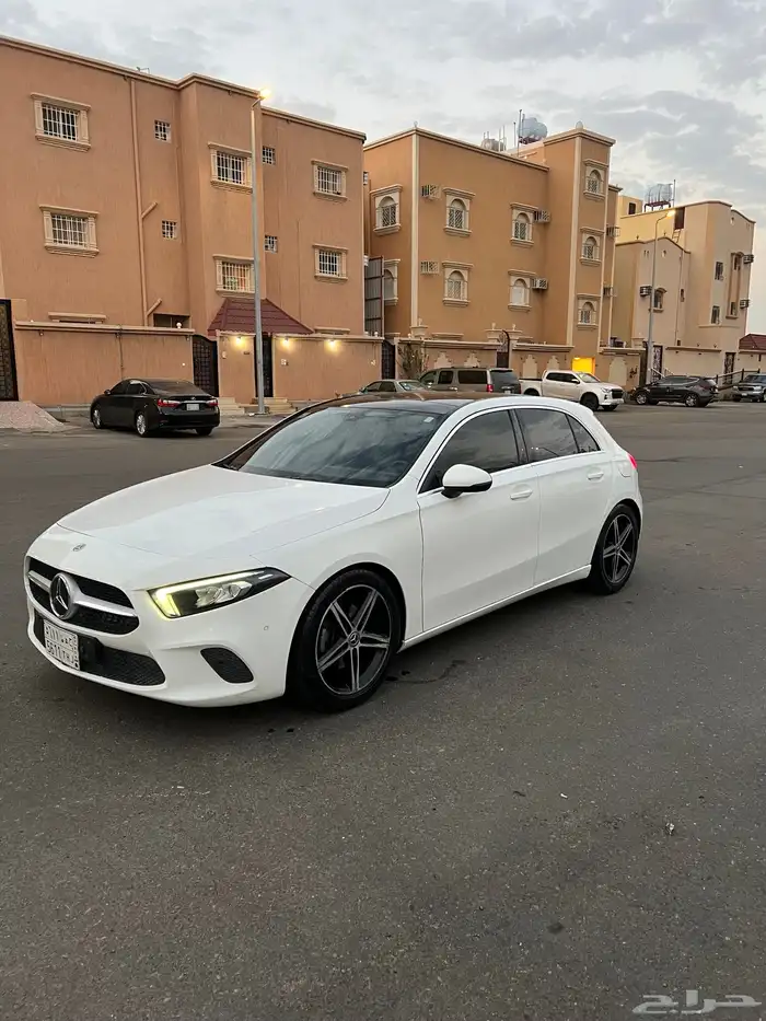 مرسيدس A200 فل بانوراما 2018 6