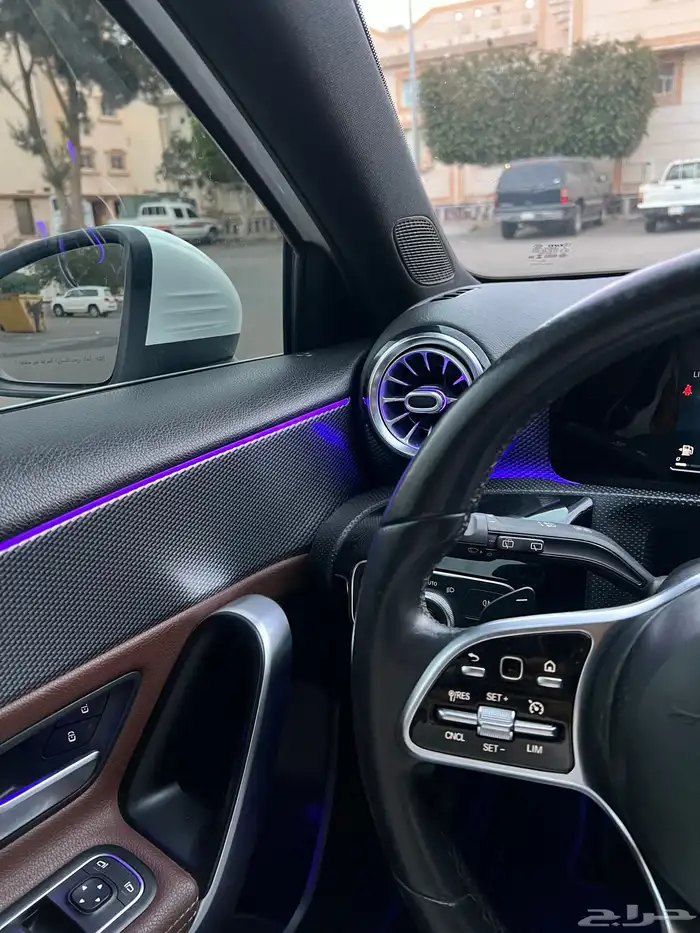 مرسيدس A200 فل بانوراما 2018 33