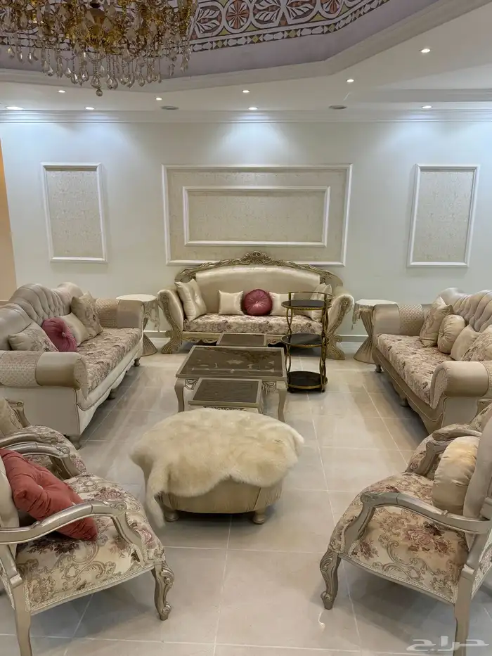 صاله للبيع 0