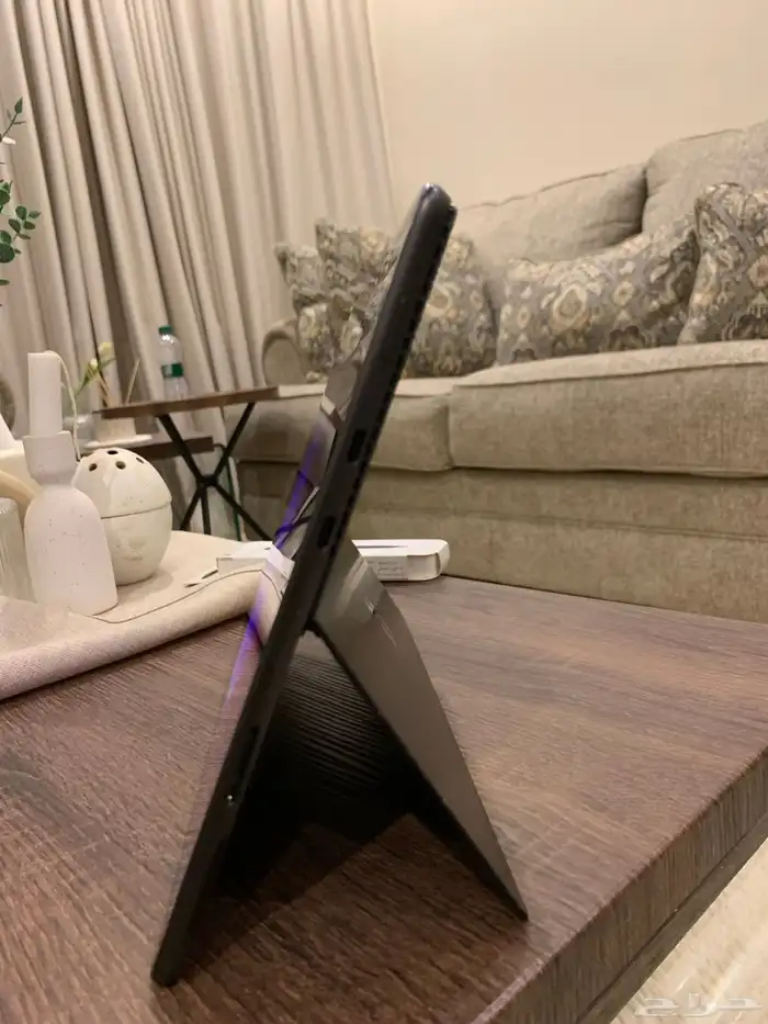 Microsoft Surface pro 8 4