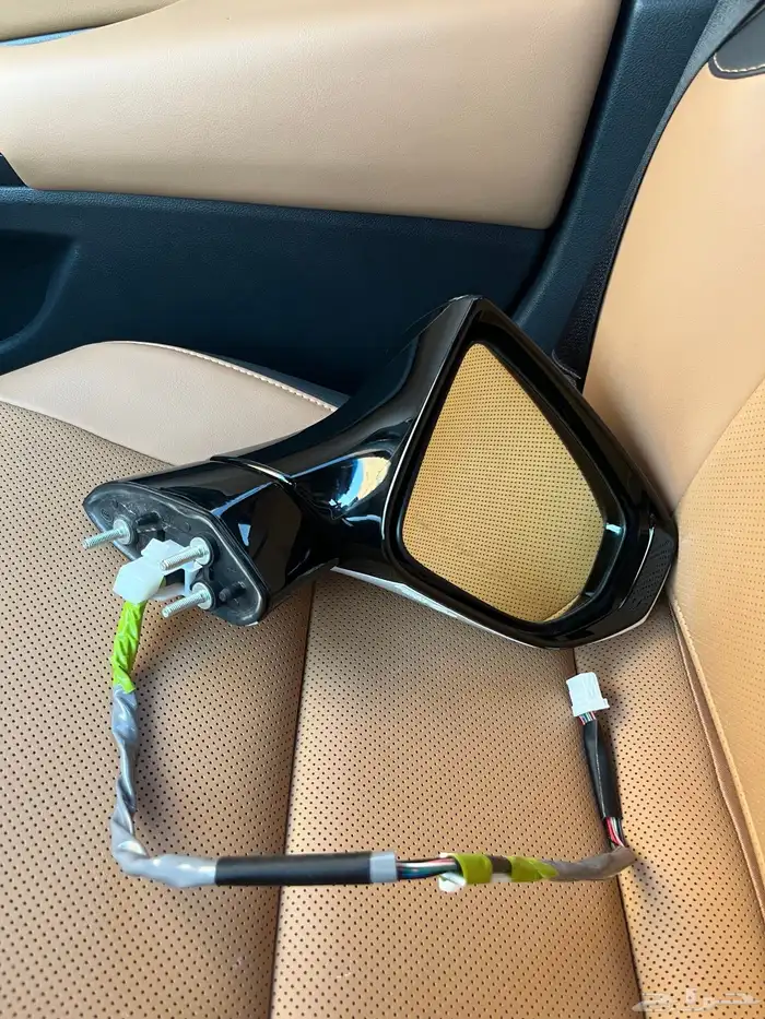 مراية لكزس ES350 2023 1