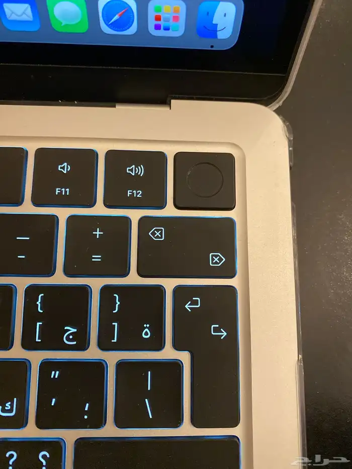 MacBook air 4