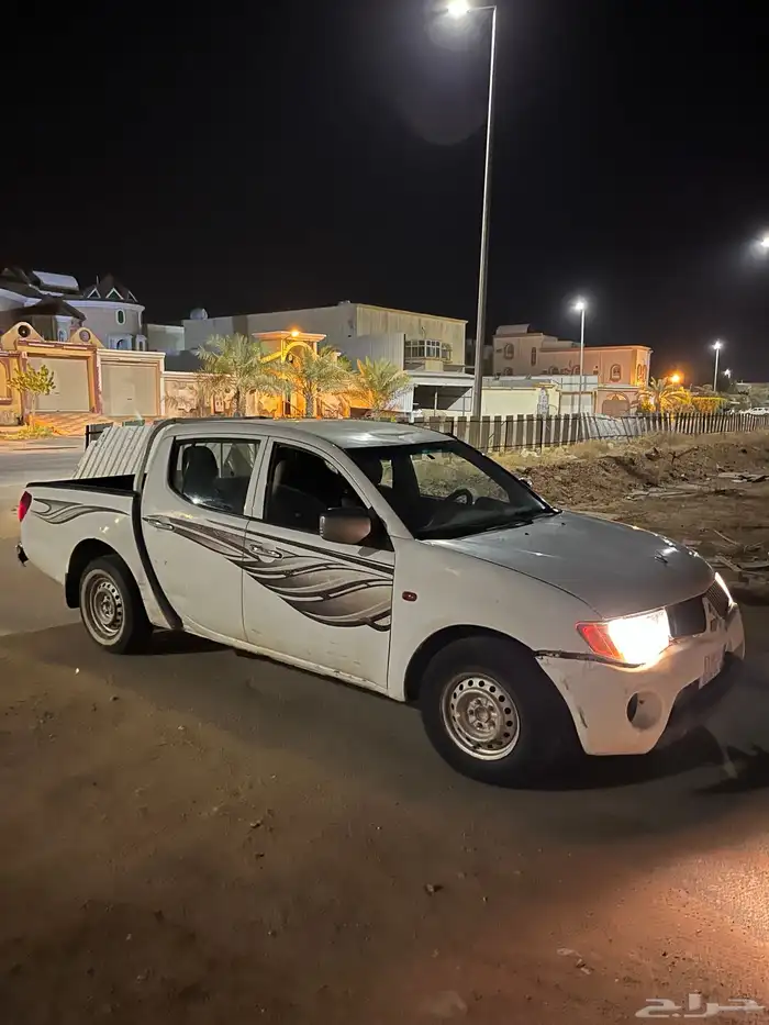 ميتسوبيشي 200L 2