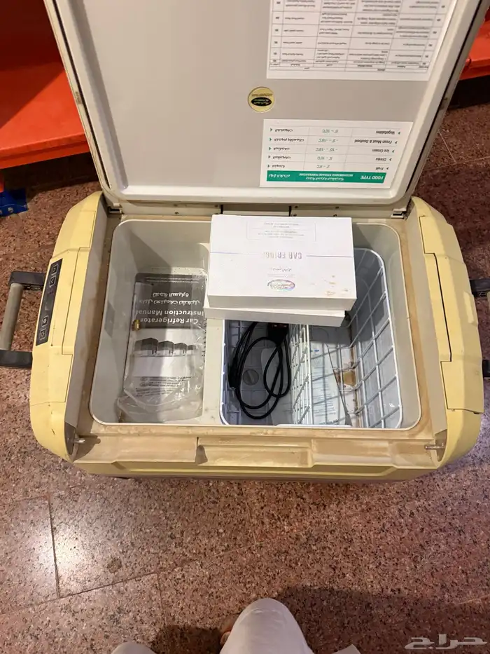 ثلاجه سياره للبيع 2