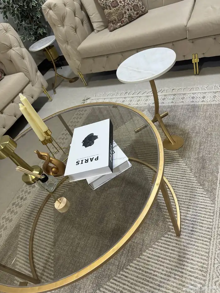 طاولات وكنب 0