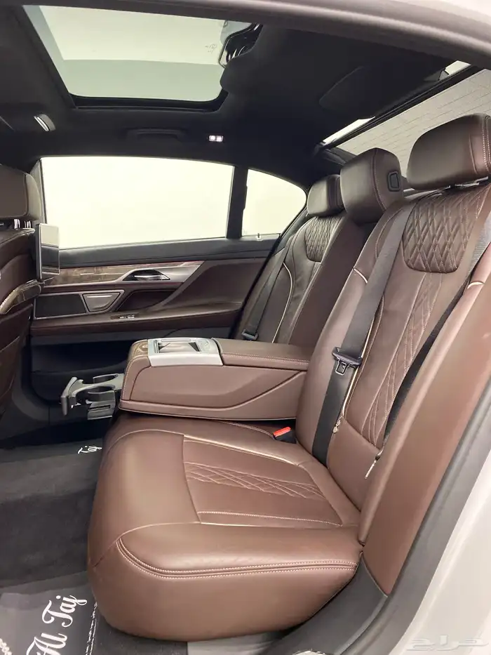 بي ام دبليو 730Li 13
