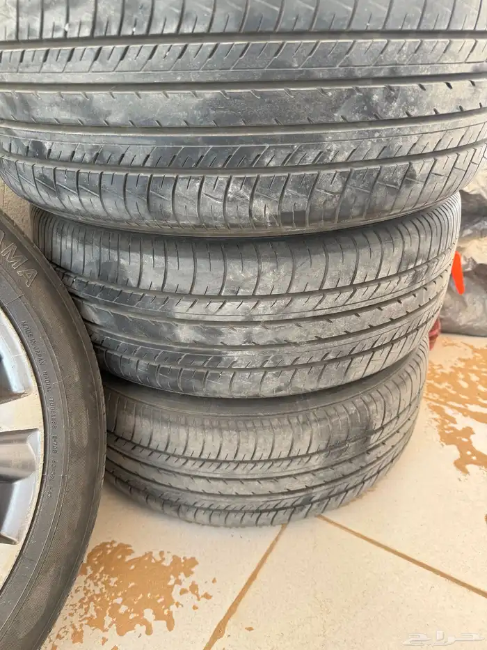 للبيع جنوط لكزس Es350 2019 مع كفرات 2