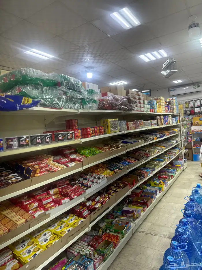 تموينات لتقبيل داخل محطة إدريس 2