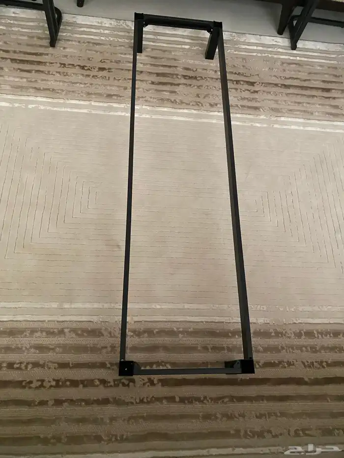 اطار سفلي اسود 0