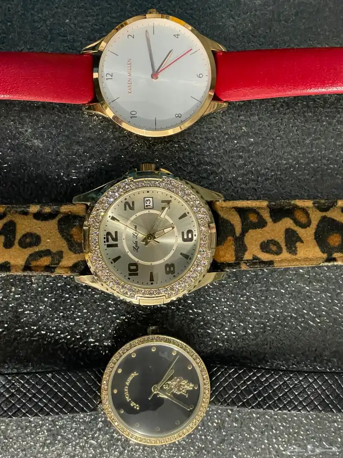 3 ساعة نسائية ماركات مستعملة 0