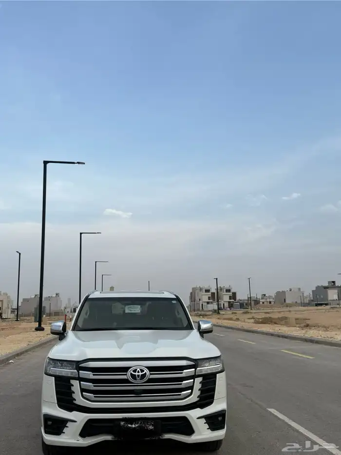 لاندكروزر 2023ديزل GXR3 1