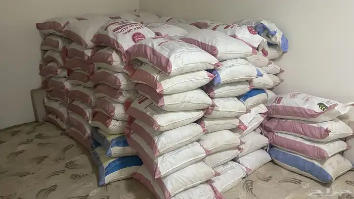 عجين علف للبل والغنم الوزن 35 السعر 32 0