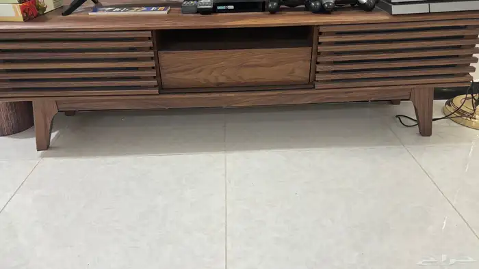 طاولة تلفزيون 0