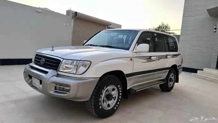 لاندكروزر 2002 GXR قير عادي سعودي نظيف 0