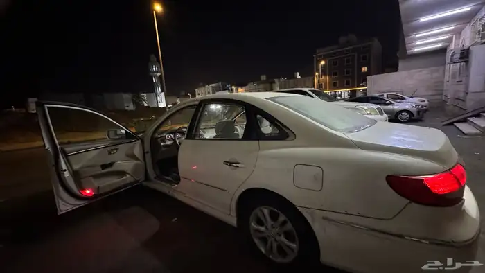 هيونداي ازيرا 2011 تشاليح 10