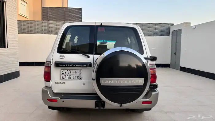 لاندكروزر 2002 GXR قير عادي سعودي نظيف 4