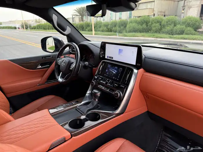 جيب لكزس LX600 2022 VIP سعودي - بحالة الوكاله - ضمان وصيانه 27