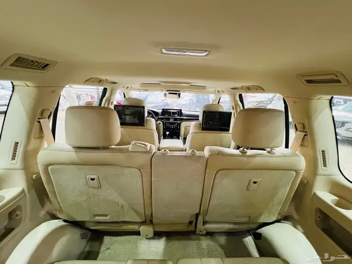 جيب لكزز LX570 معدل 2021 12
