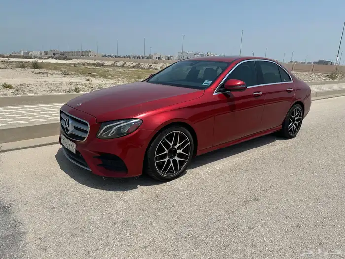 مرسيدس E300 فل كامل ماشي 40 ألف بحالة ممتازة 5