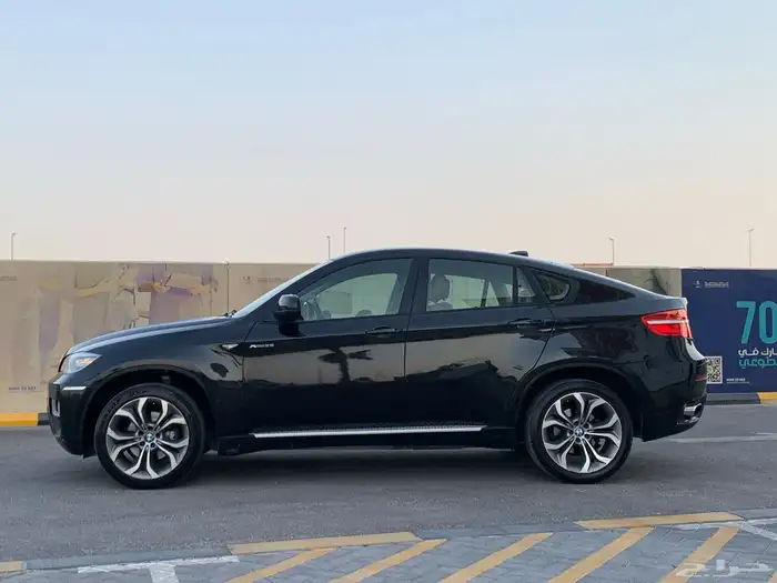 بي أم دبليو X6 1