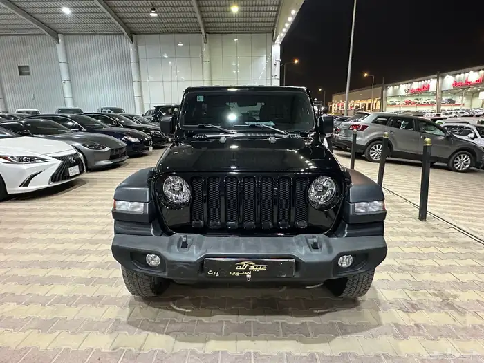 جيب رانجلر موديل 2021 اسبورت نظيف 1