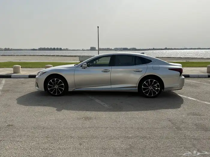 للبيع لكزس LS350 (BB)2021 8