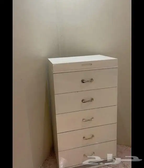 غرفه شبه جديده للبيع 2