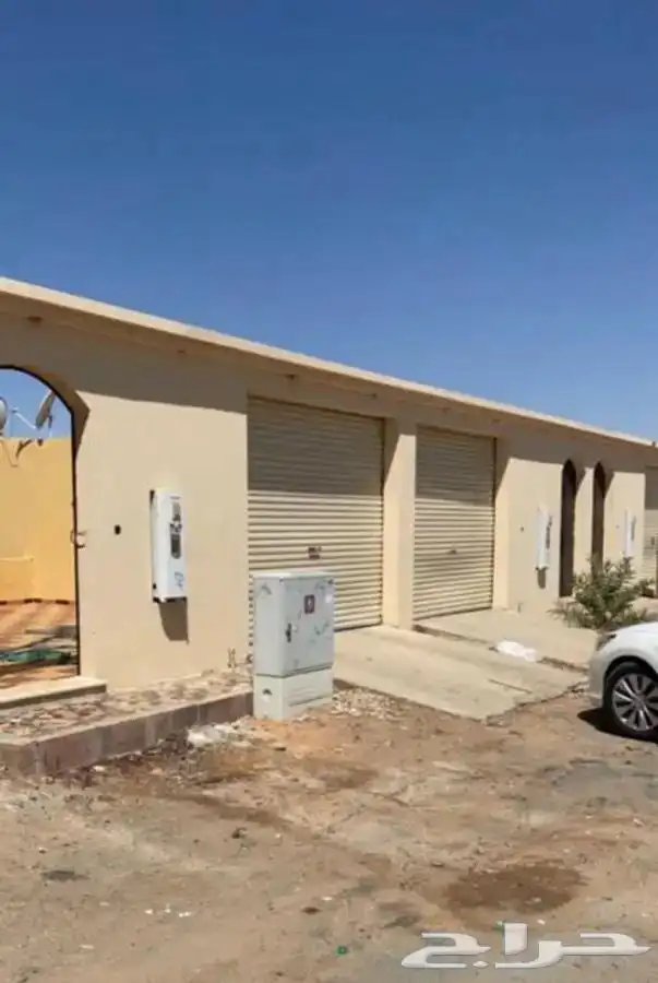 للايجار استراحات شباب بحي المملكه بحائل 0