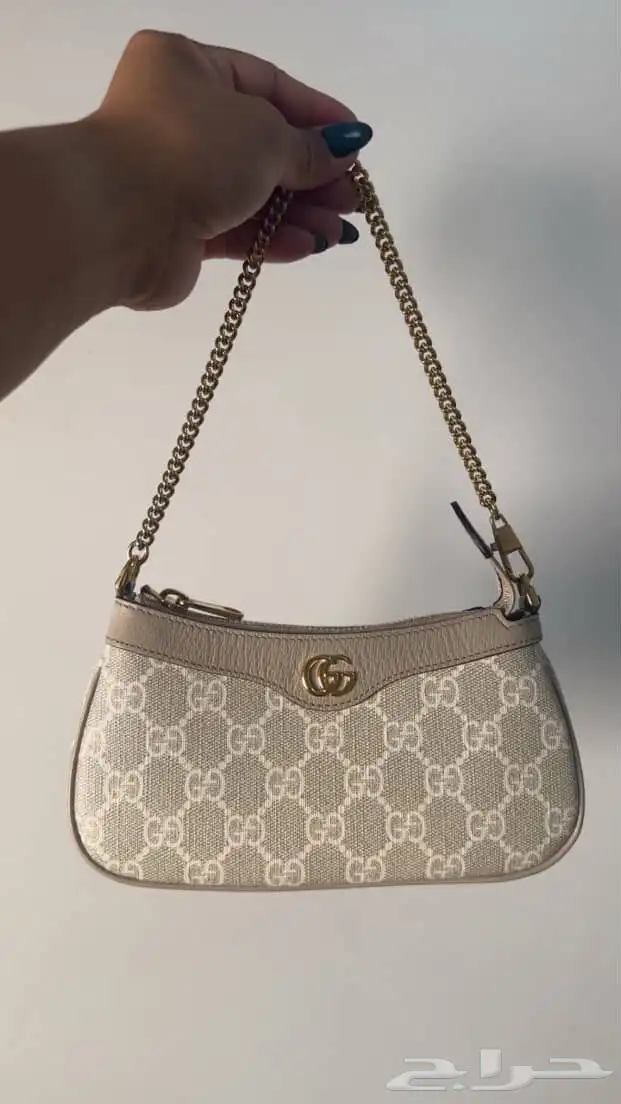 شنطة قوتشي 0