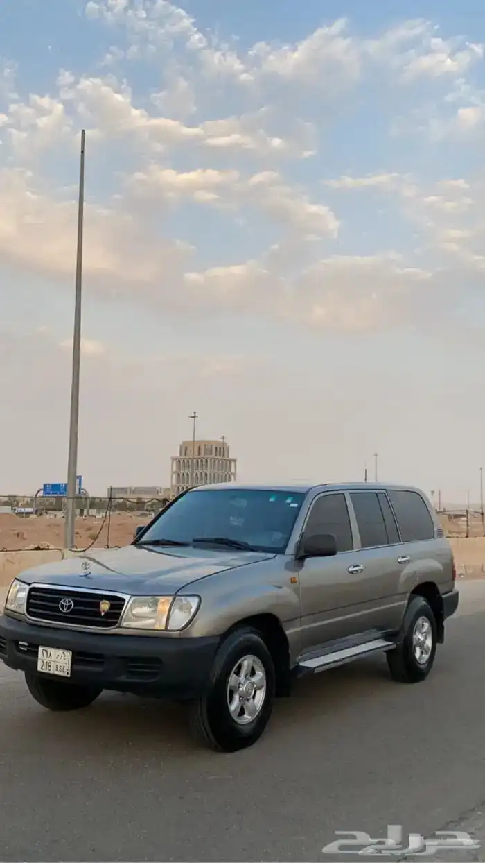 للبيع جيب لاندكروزر GX تشليح على السوم 12