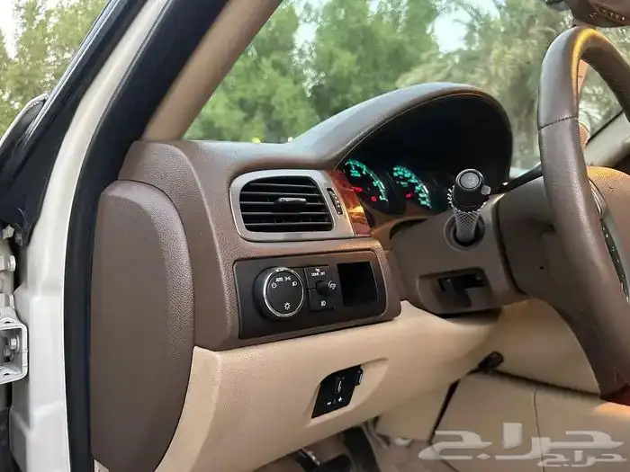 تاهو LTZ 2011 فل نظيف ماشي 250 الف 28