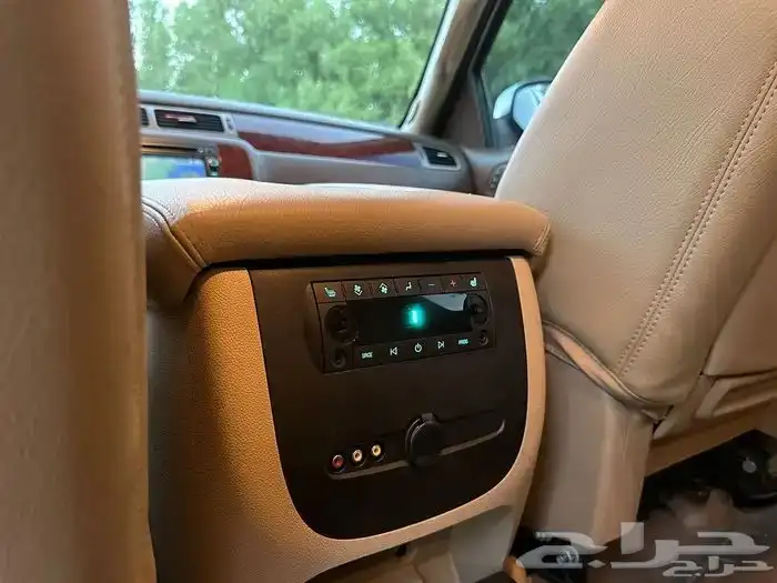 تاهو LTZ 2011 فل نظيف ماشي 250 الف 19
