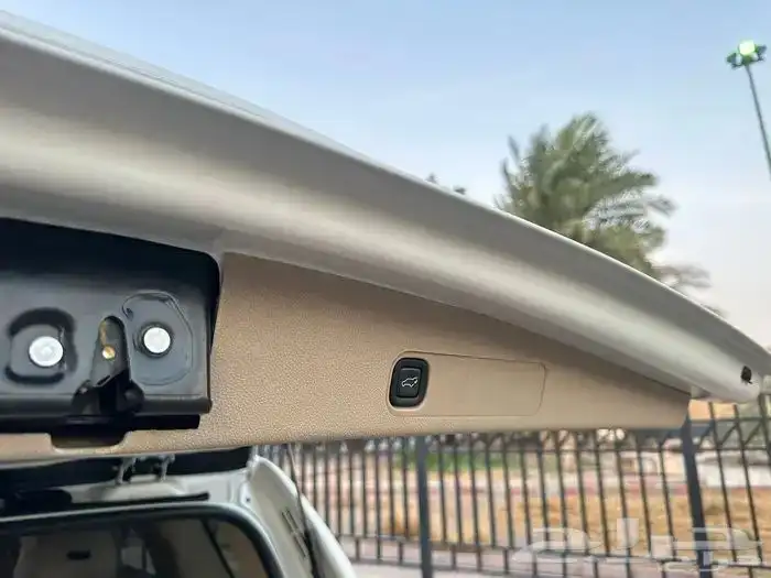 تاهو LTZ 2011 فل نظيف ماشي 250 الف 2