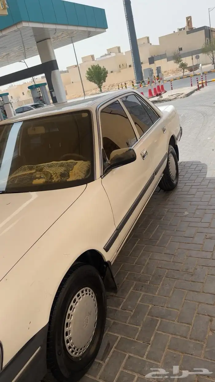 للبيع كرسيدا نظيفه جدا للمستخدم 1993 XLI 7