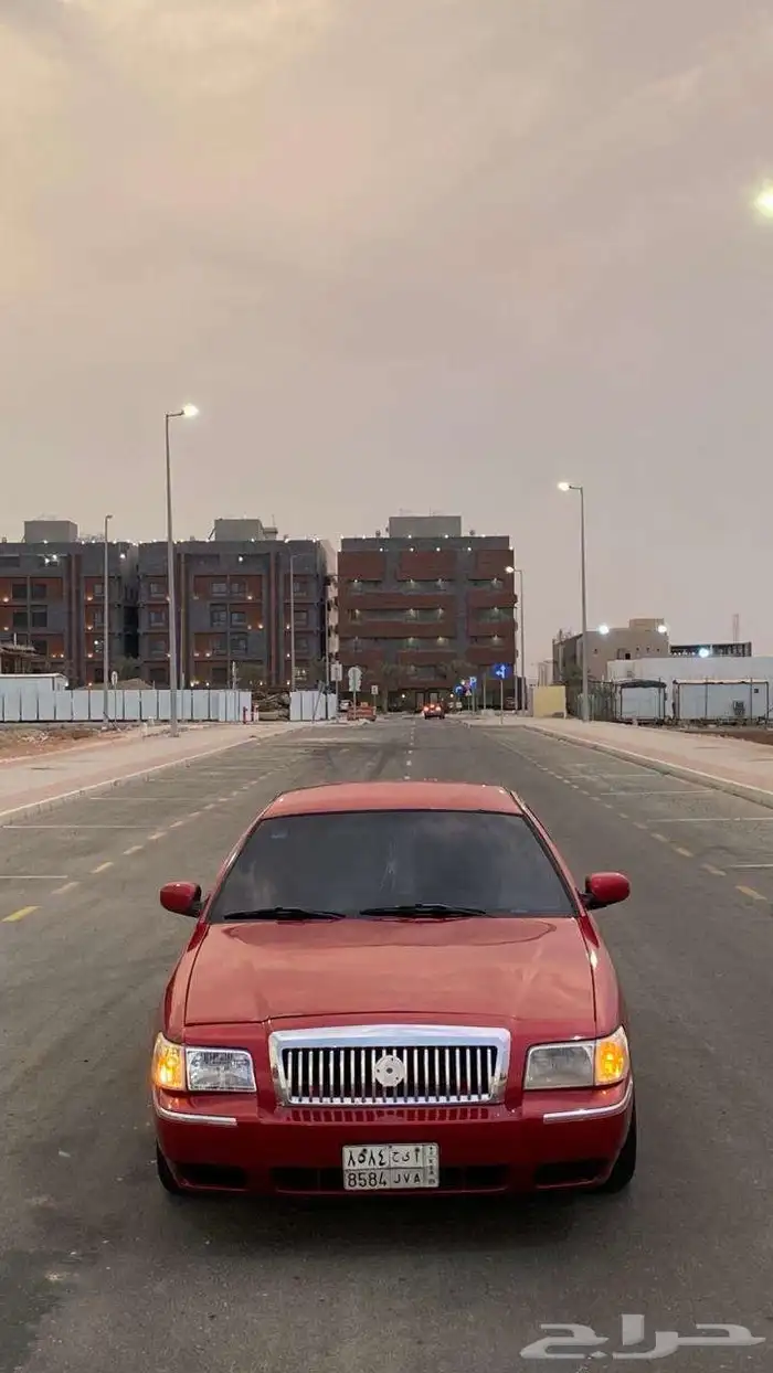 للبيع فورد جراند ماركيز 12