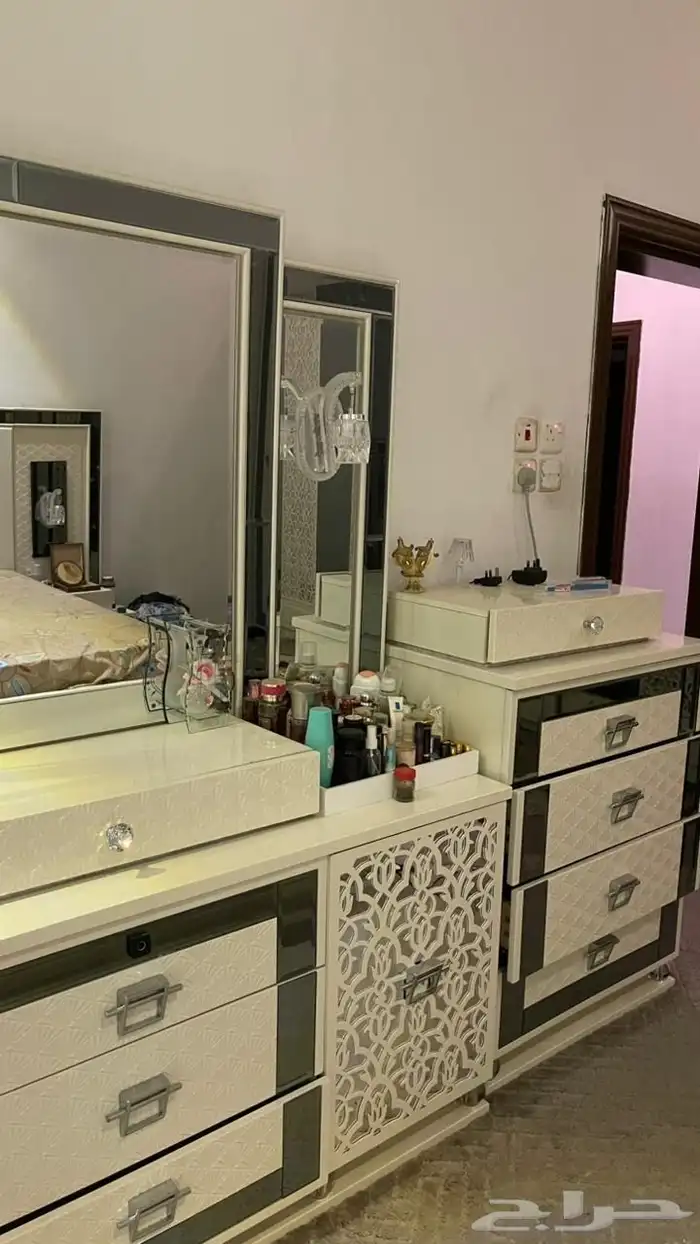 غرفه نوم استخدام نظيف 5
