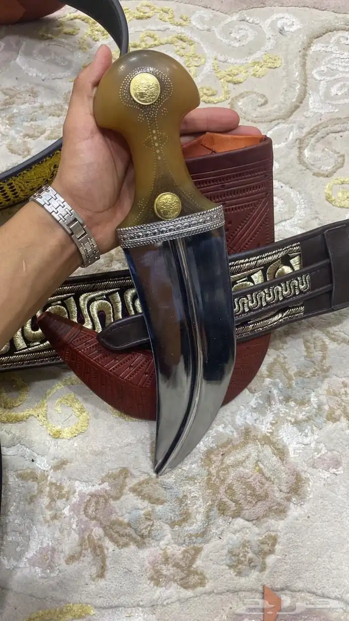 جنبية حك زراف 0