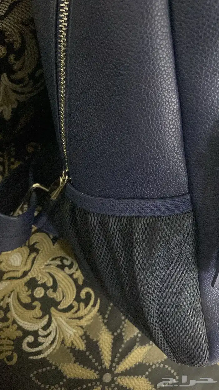 شنطة ظهر جلد فخمه ونظيفه 3