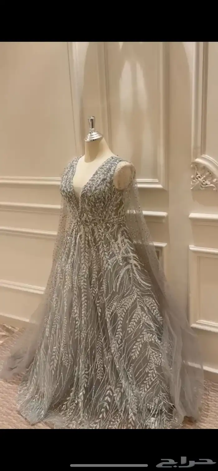 فستان شبه الجديد استخدام يوم وآحد 0