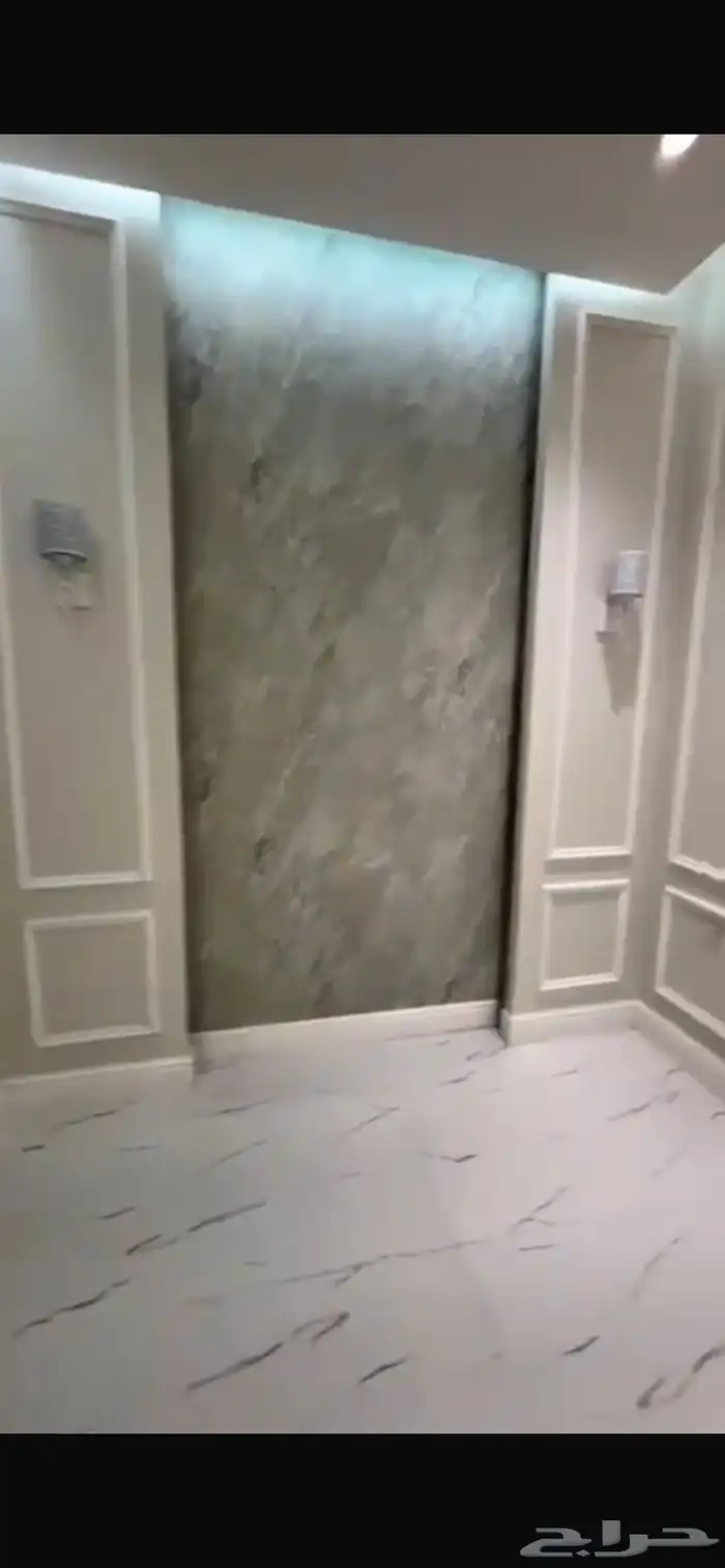 شقه للايجار ارضيه حي هجر 6