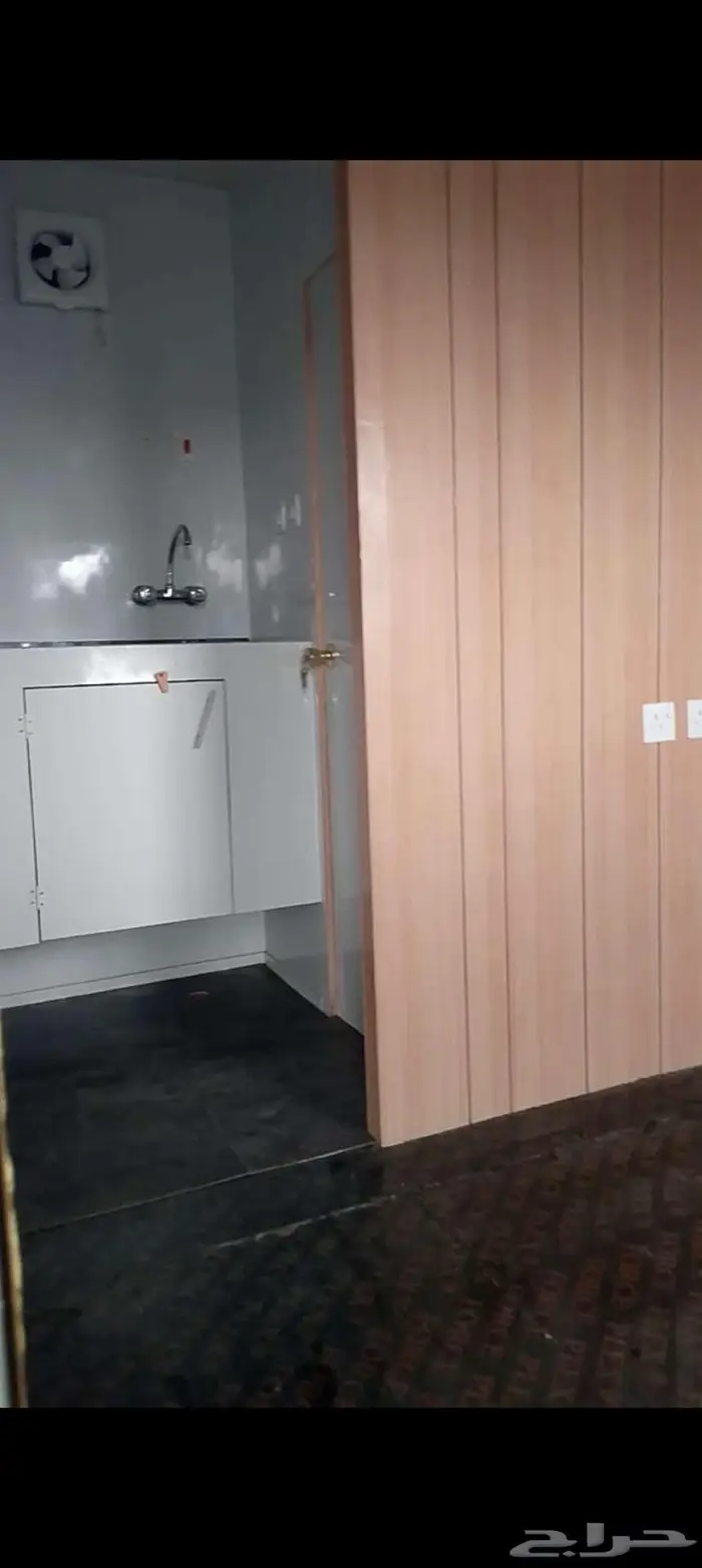 بركسات نظيفة للبيع 8
