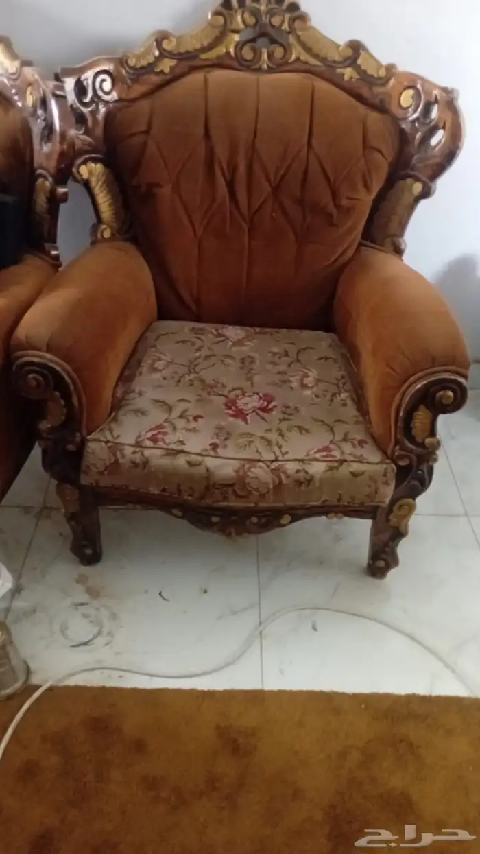 كنب مستعمل بحاله ممتازه للبيع 1