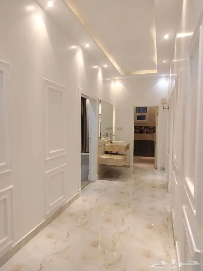 دور أرضي ممير للايجار مساحة 450 11