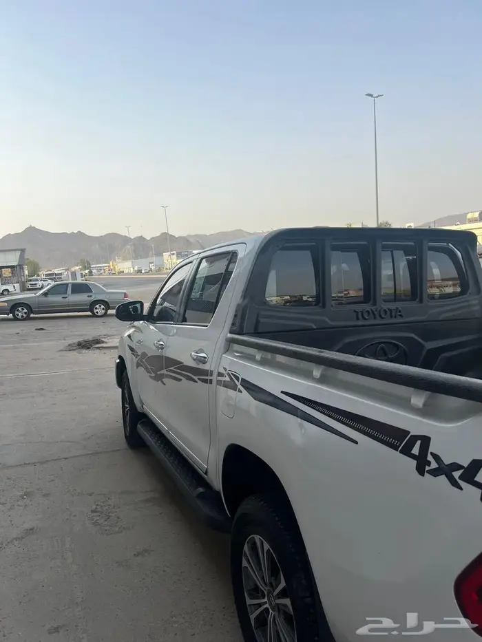 هايلكس 2022 سعودي فل كامل قير تماتيك 6