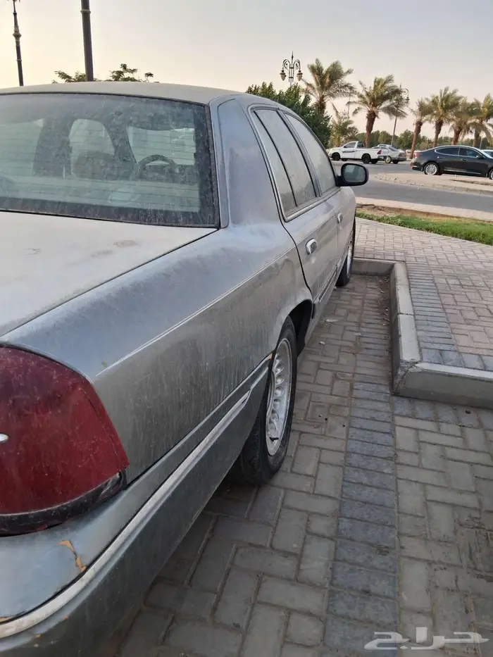 فوردماركيز 2000 للبيع تشليح 16