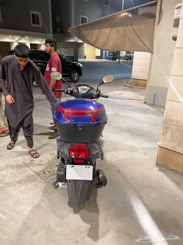 دباب عجيب ازرق بور سبورت نظيف 2025 2