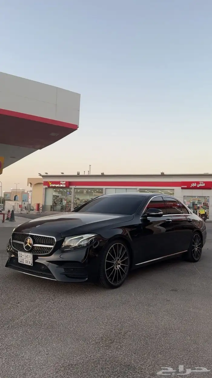 للبيع مرسيدس E300 4